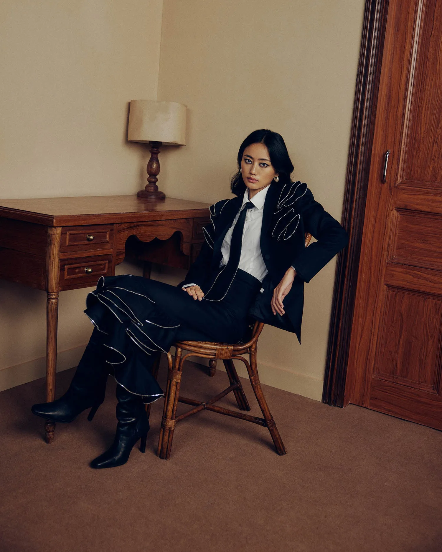 ZIPPER FRILL BLAZER